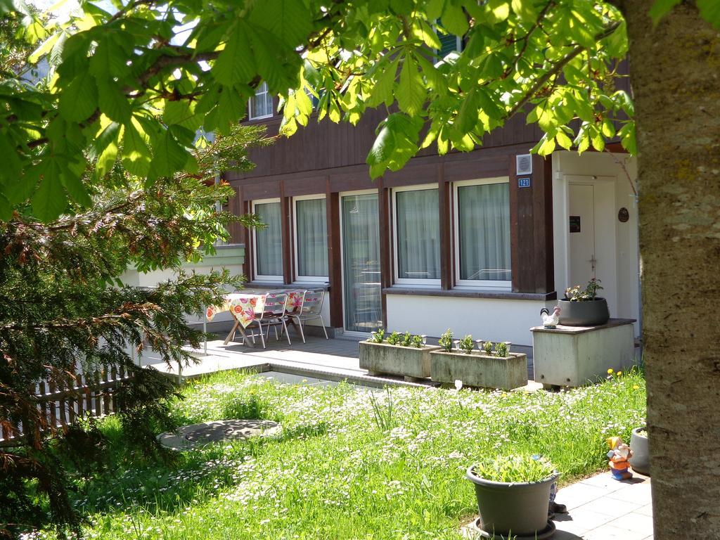 Apartment Gornerhaus جريندلوالد الغرفة الصورة